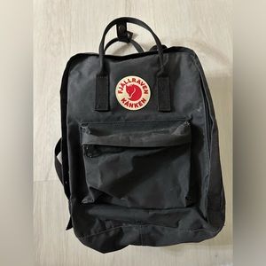 FJALLRAVEN KANKEN authentic Black Backpack